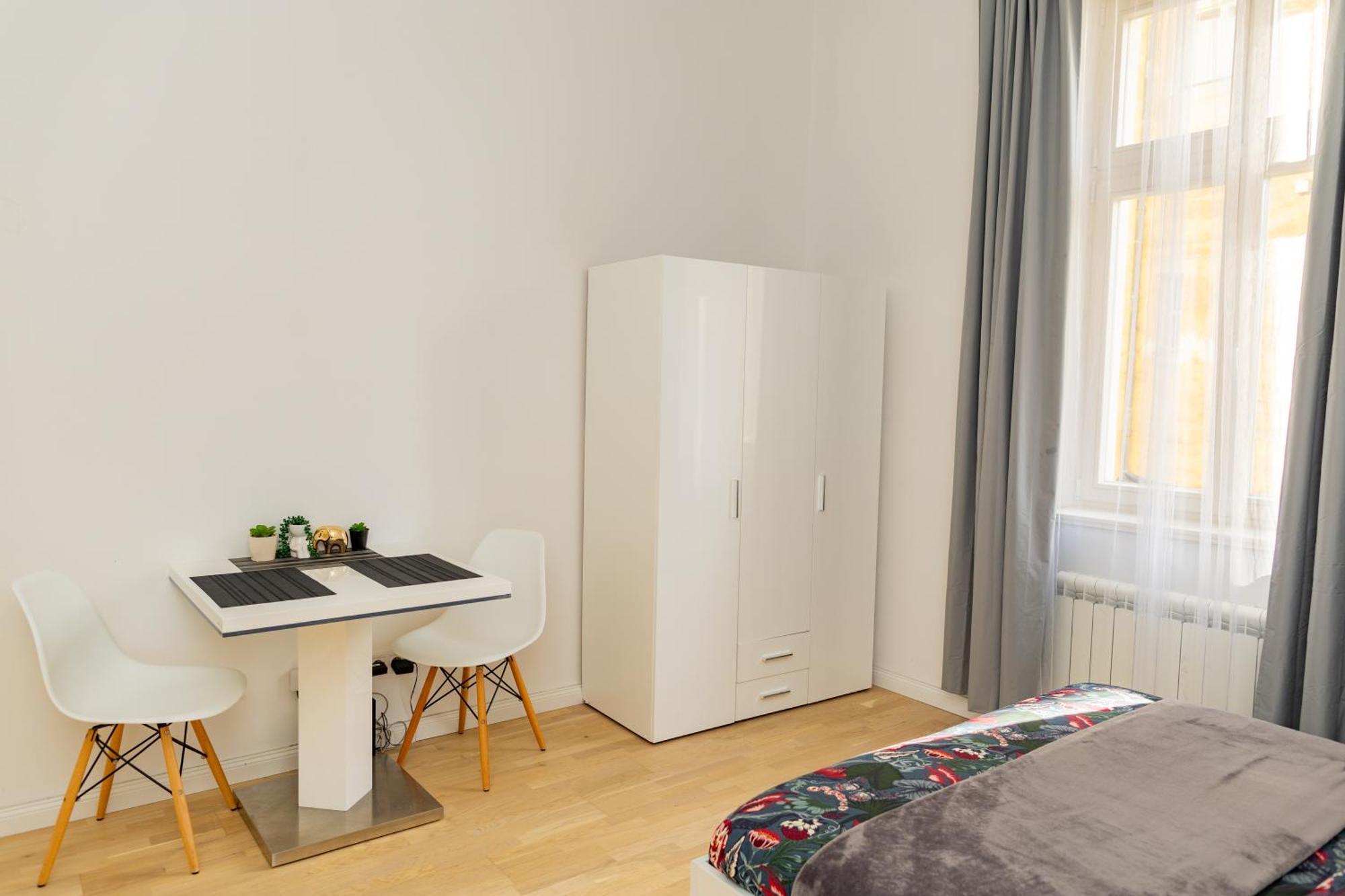 Wenceslas Square Apartment Praag Buitenkant foto