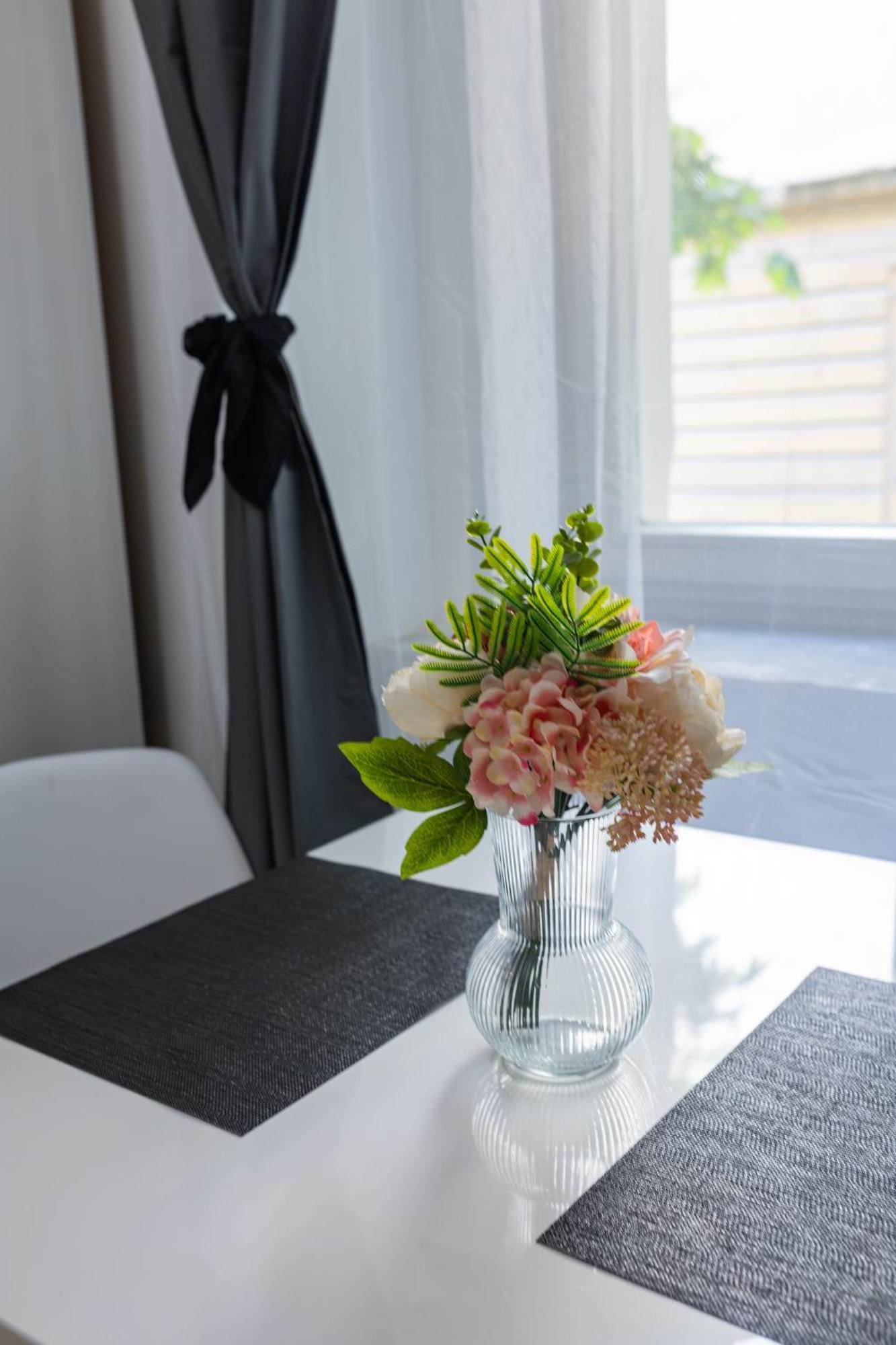 Wenceslas Square Apartment Praag Buitenkant foto
